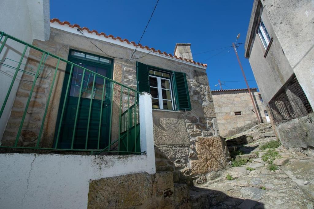 Вилла Casa Do Outeiro Меда Экстерьер фото